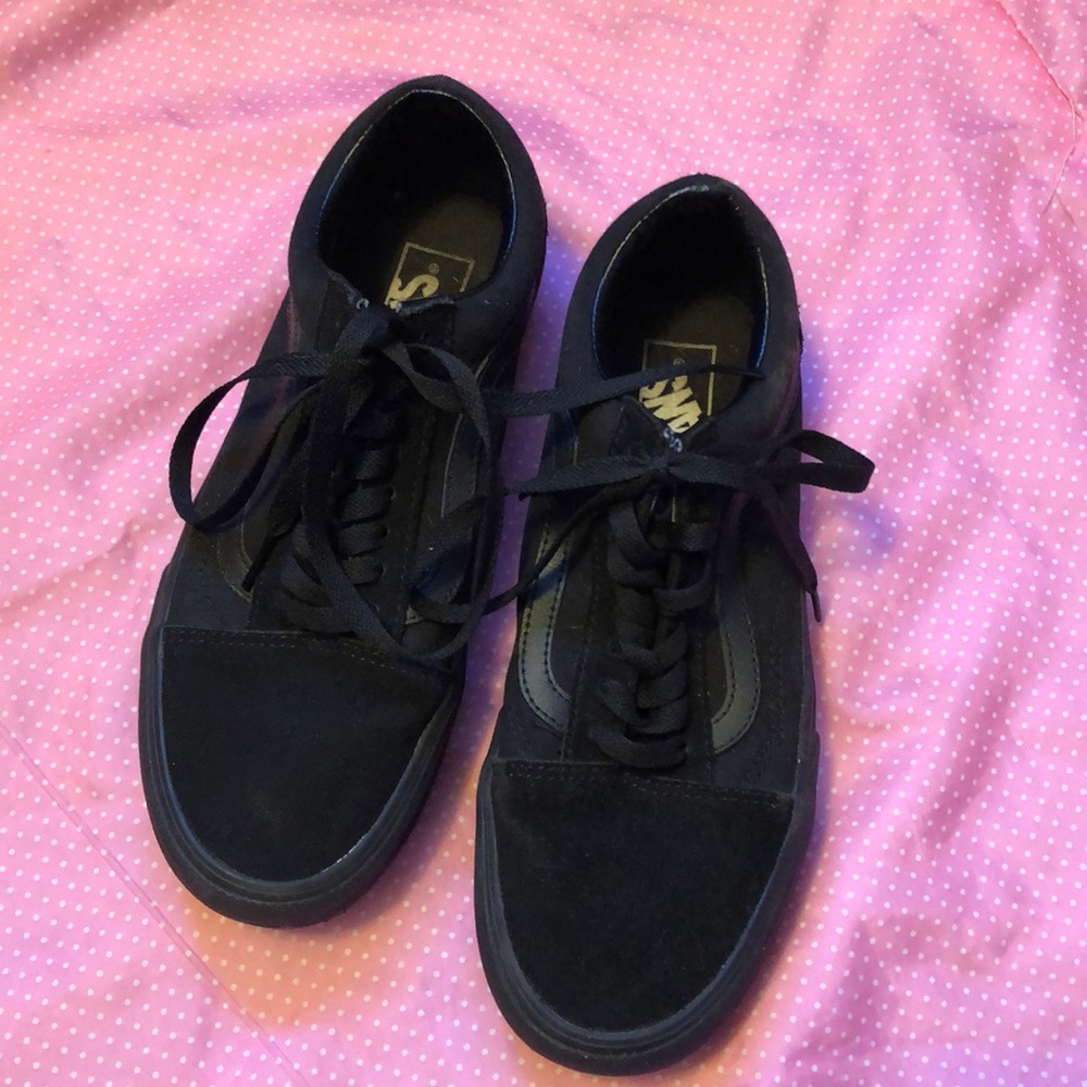 Black Vans platform shoes
